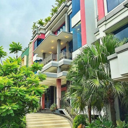 Sahati Hotel Джакарта Экстерьер фото