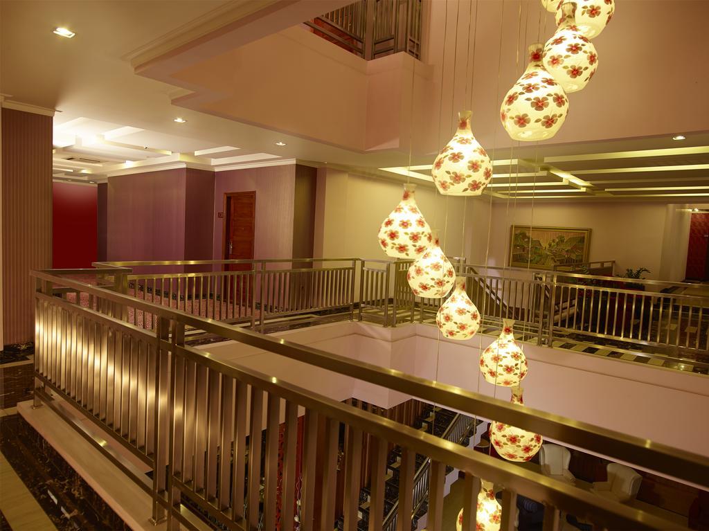 Sahati Hotel Джакарта Экстерьер фото