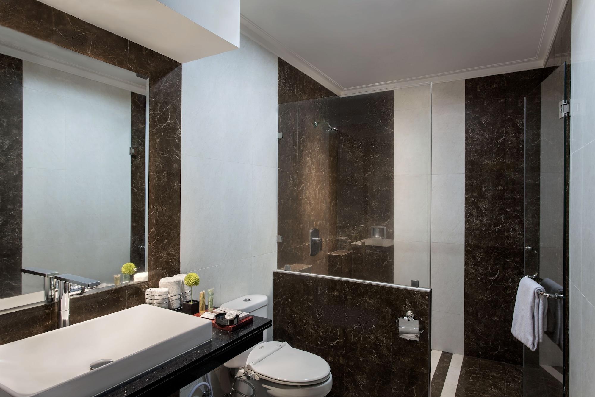 Sahati Hotel Джакарта Экстерьер фото