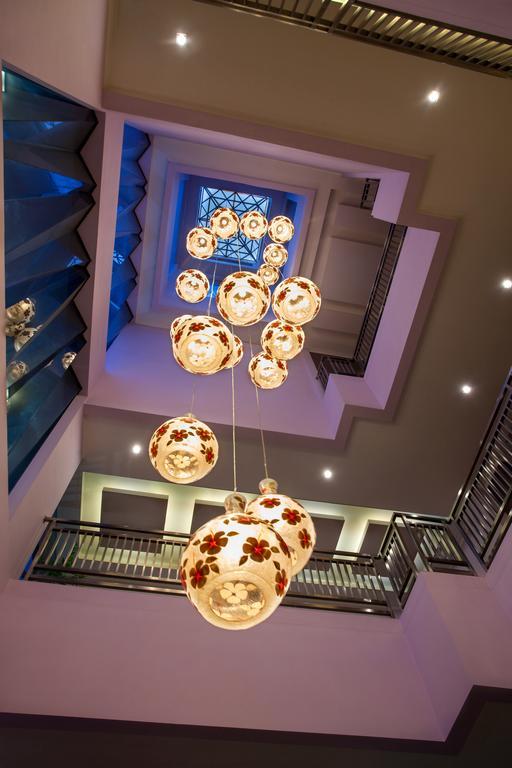 Sahati Hotel Джакарта Экстерьер фото