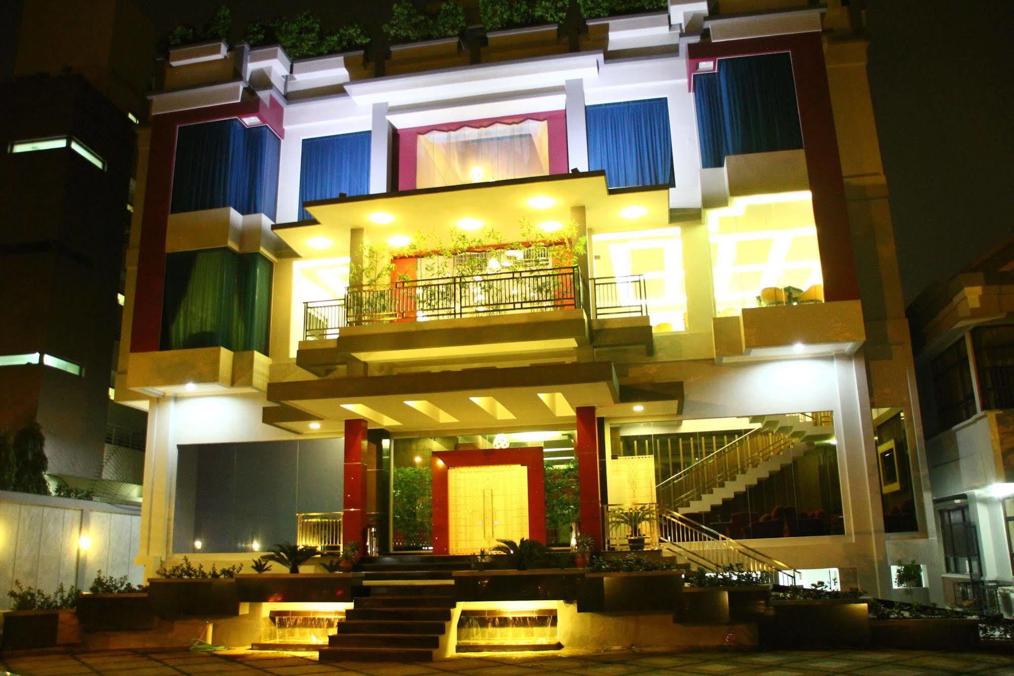 Sahati Hotel Джакарта Экстерьер фото