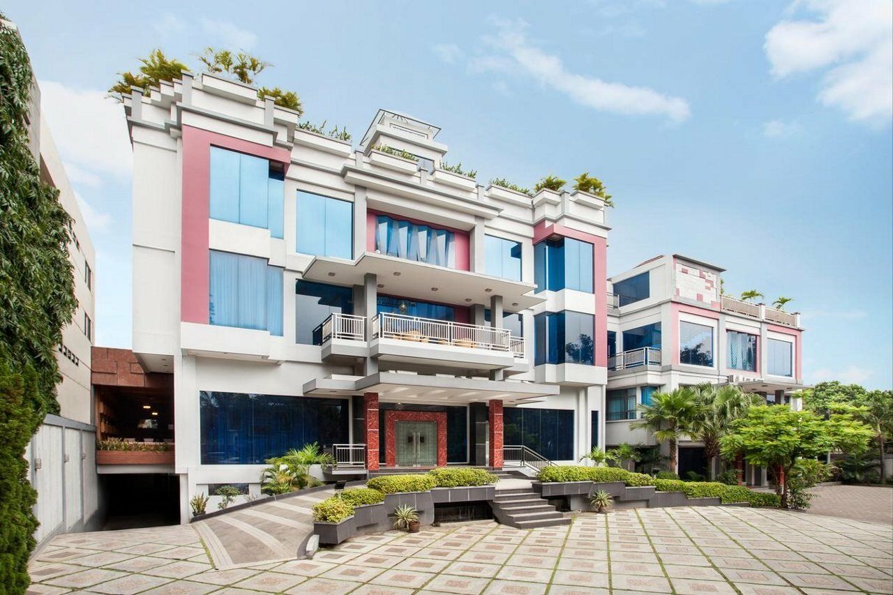 Sahati Hotel Джакарта Экстерьер фото